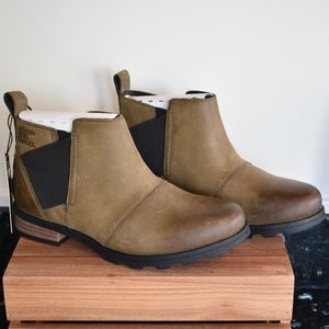 SOREL WOMEN'S EMELIE CHELSEA BOOTIE